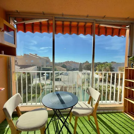 Cosy - Loggia - Plages & Port A Pied Apartment Carqueiranne